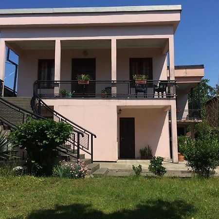 Marinas Guesthouse Koboeleti Buitenkant foto